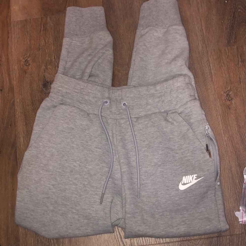 Xs Nike joggers